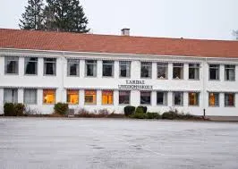 Lardal Ungdomsskole, Lardal